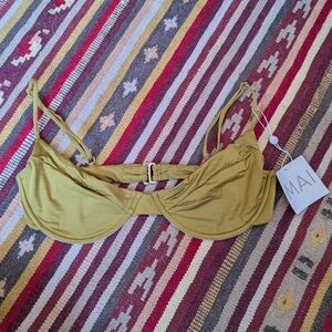 NWT Mai Costa Swim Top Size L - Color Ochre